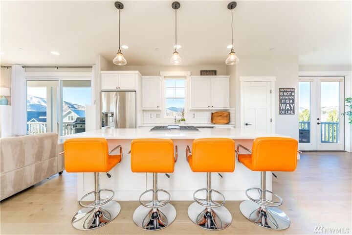 Property Photo:  192 Jackrabbit Lane  WA 98816 