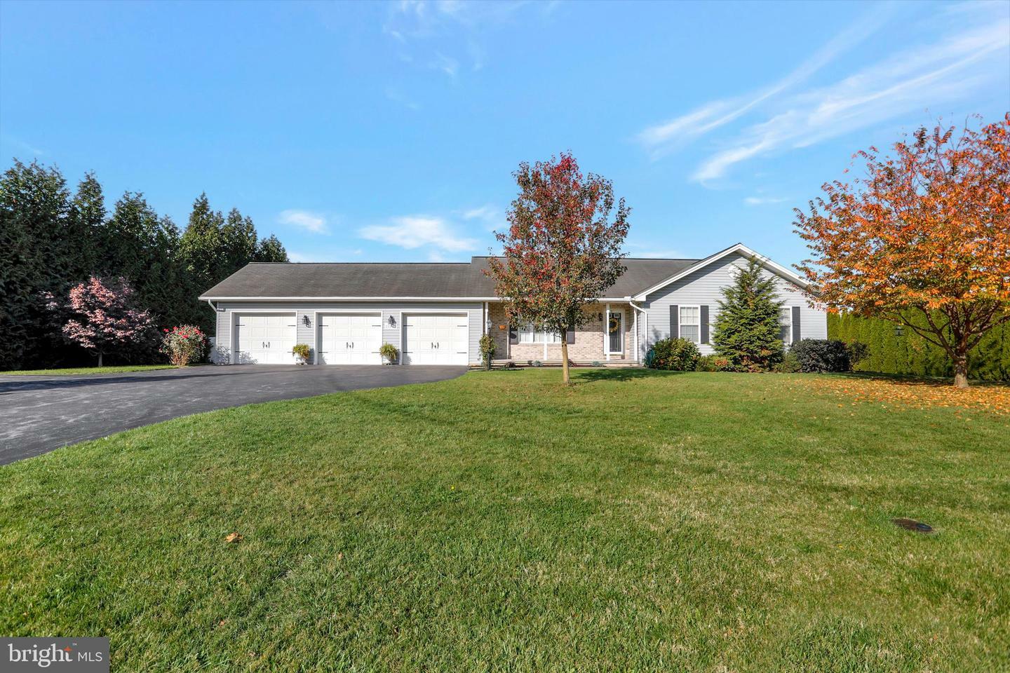 Property Photo:  11187 Williamsport Pike  PA 17225 