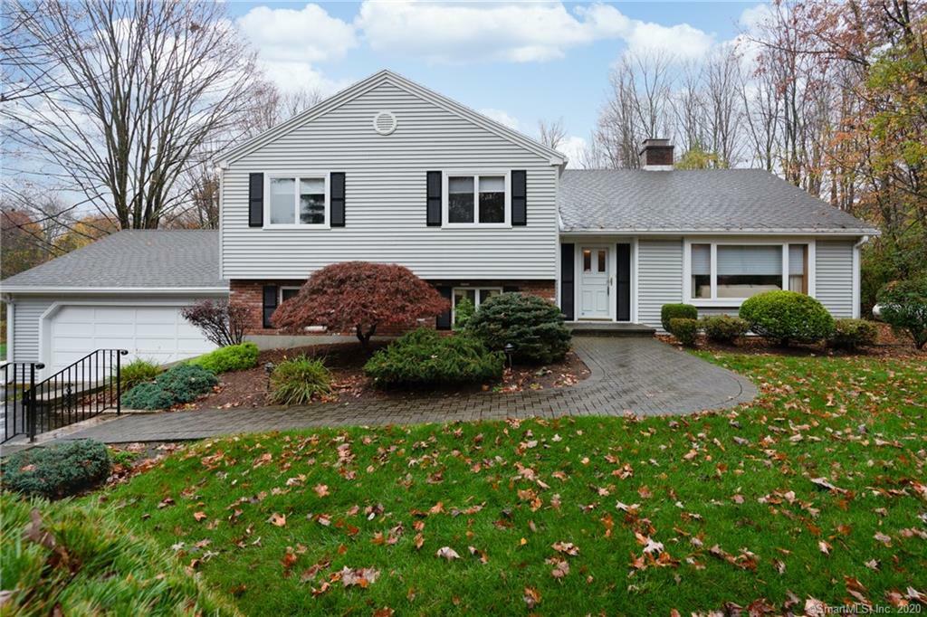 Property Photo:  27 Woodfield Drive  CT 06762 