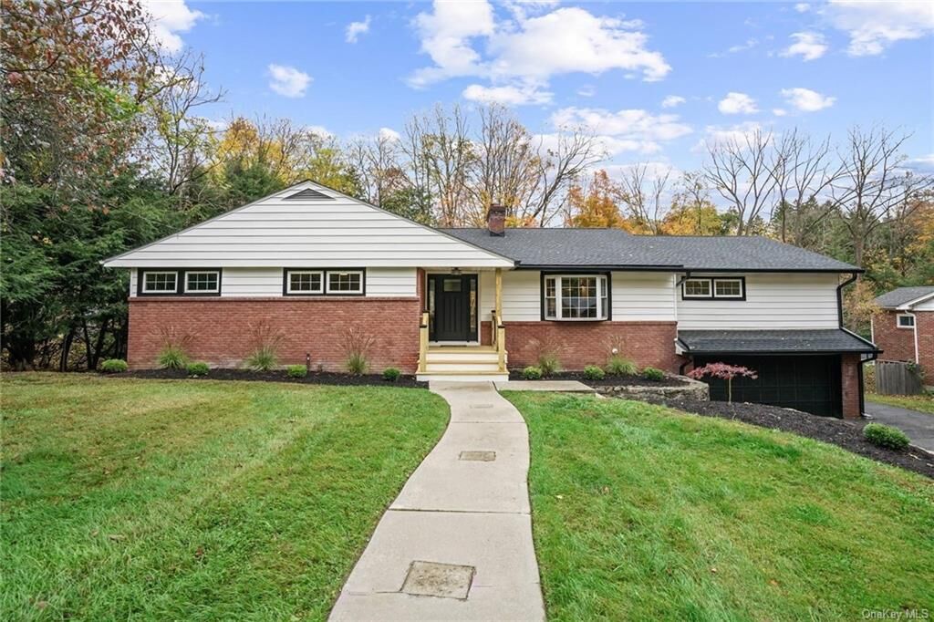 Property Photo:  6 Lester Road  NY 12550 