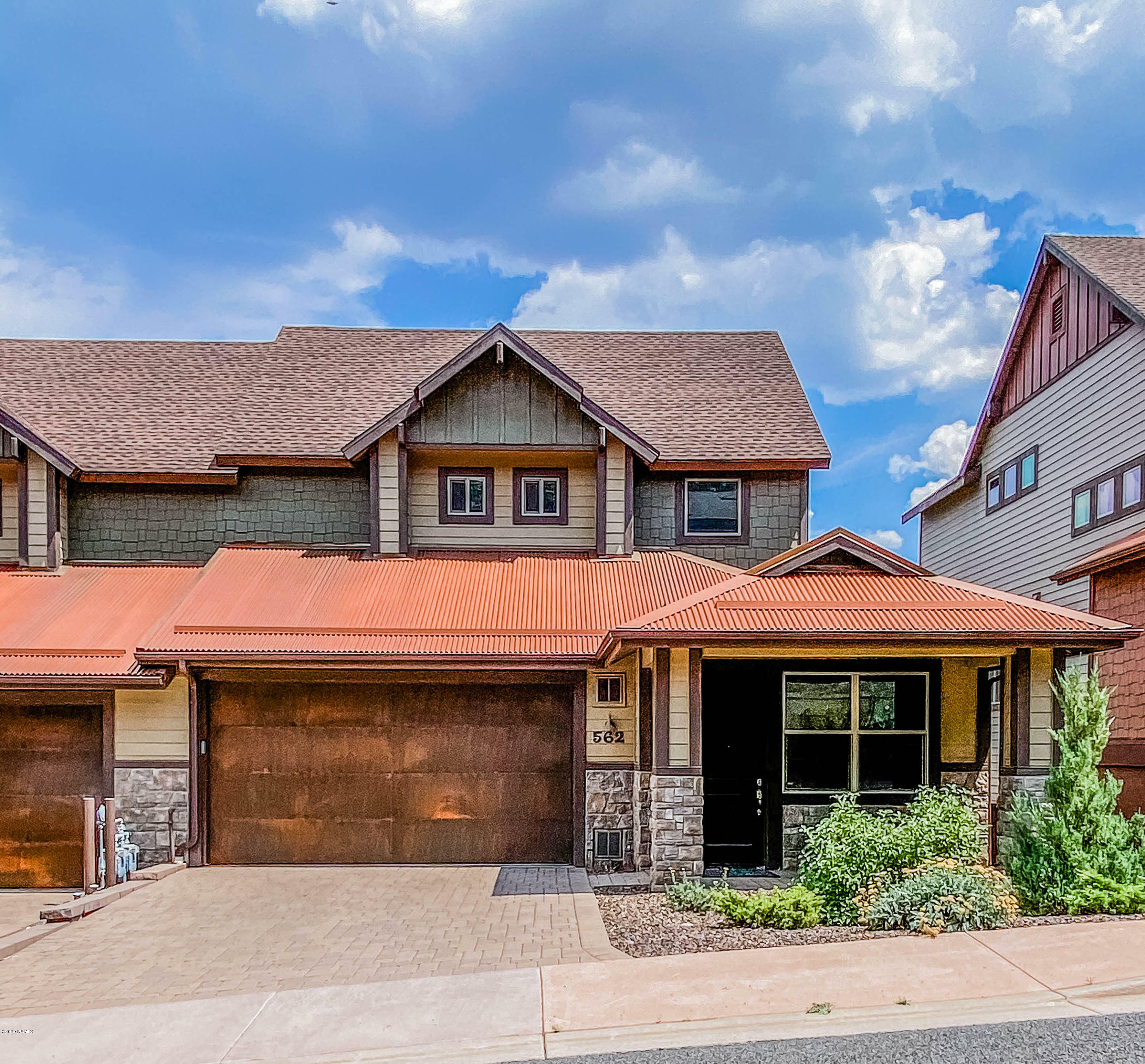 Property Photo: 562 N Otto Drive AZ 86001