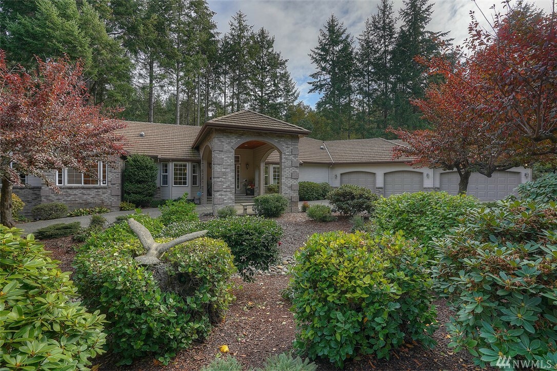 Property Photo:  509 33rd Ave NW  WA 98335 