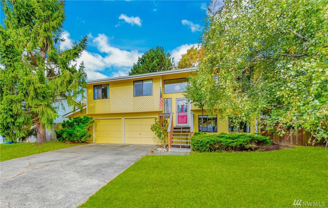 Property Photo: 2308 30th St WA 98221