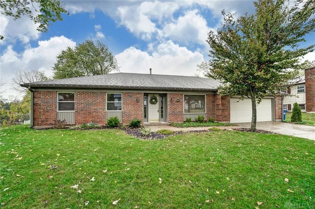 Property Photo: 6447 Freeport Drive OH 45415