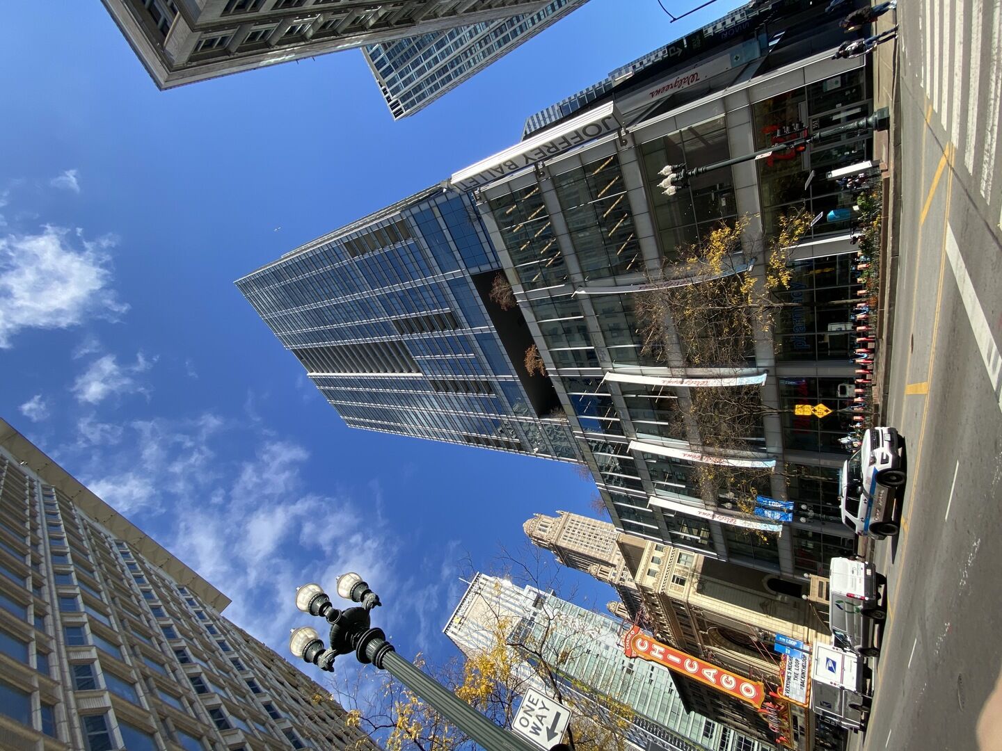 Property Photo: 8 E Randolph Street 2804 IL 60601