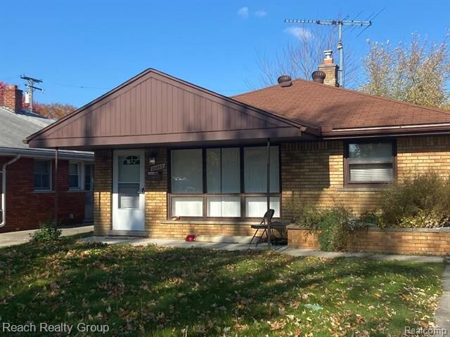 Property Photo:  20703 Hunt Club Drive  MI 48225 