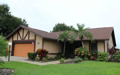 Property Photo:  2919 Summertree Drive  FL 33872 