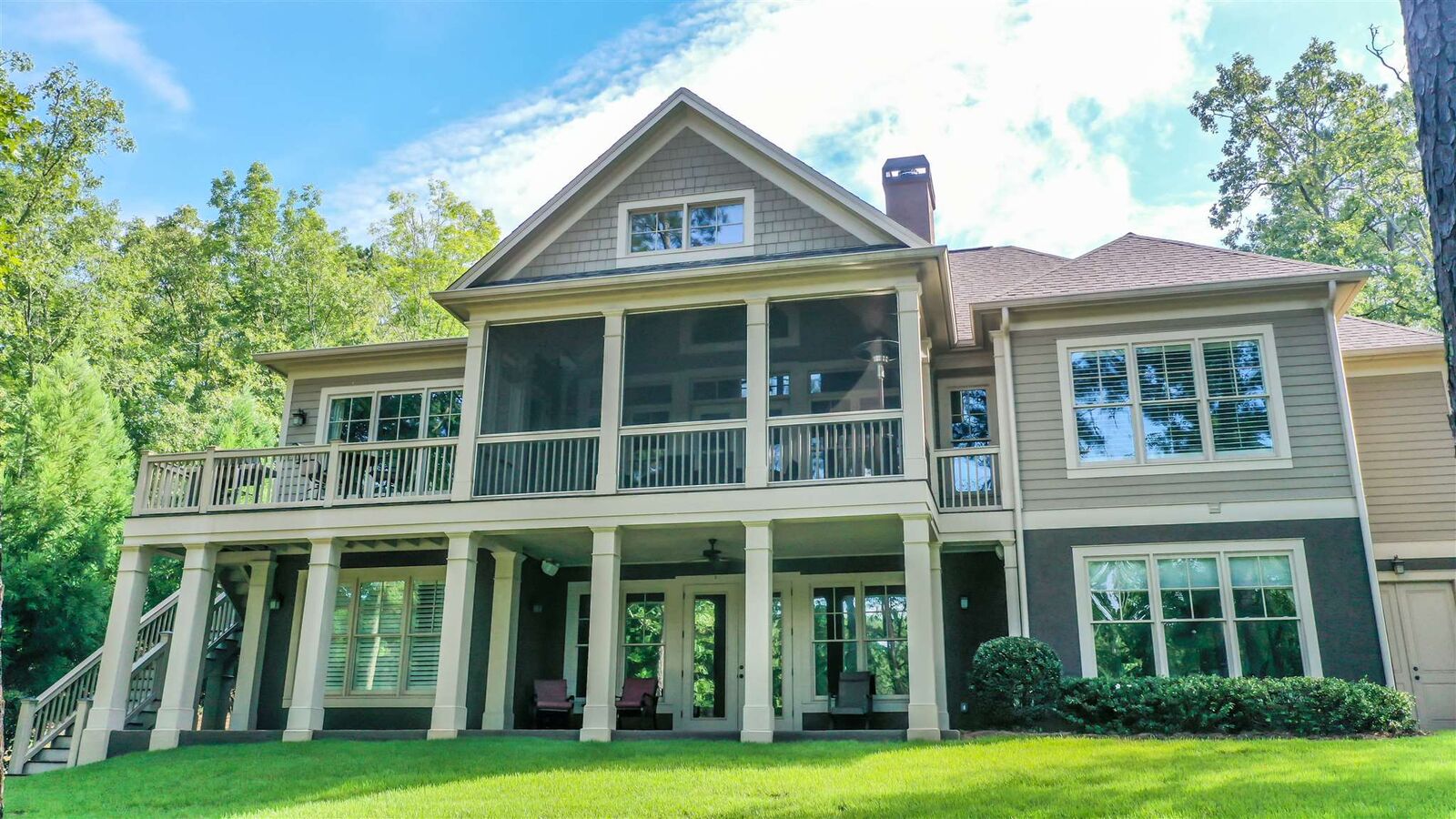 Property Photo: 1070 Pebble Hill Lane GA 30642