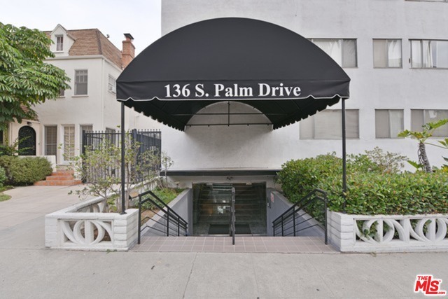 136 S Palm Dr 102  Beverly Hills CA 90212 photo