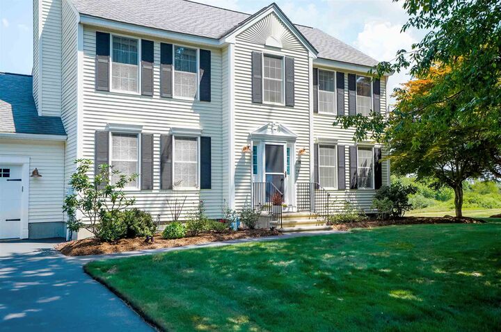 Property Photo:  19 Sonoma Drive  NH 03110 