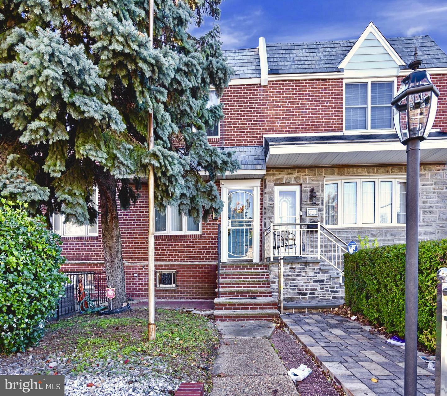 Property Photo: 3102 S Juniper Street PA 19148