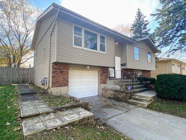 3509 Chestnut Drive  Hazel Crest IL 60429 photo