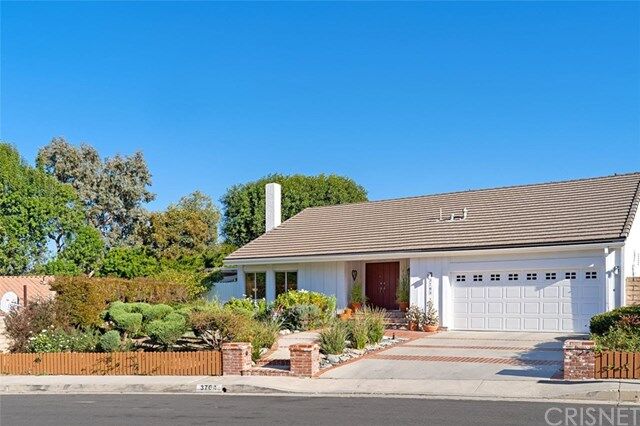 3764 Green Gables Drive  Tarzana CA 91356 photo
