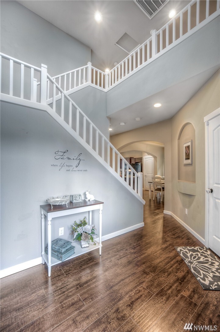 Property Photo: 19003 87th Av Ct E WA 98375
