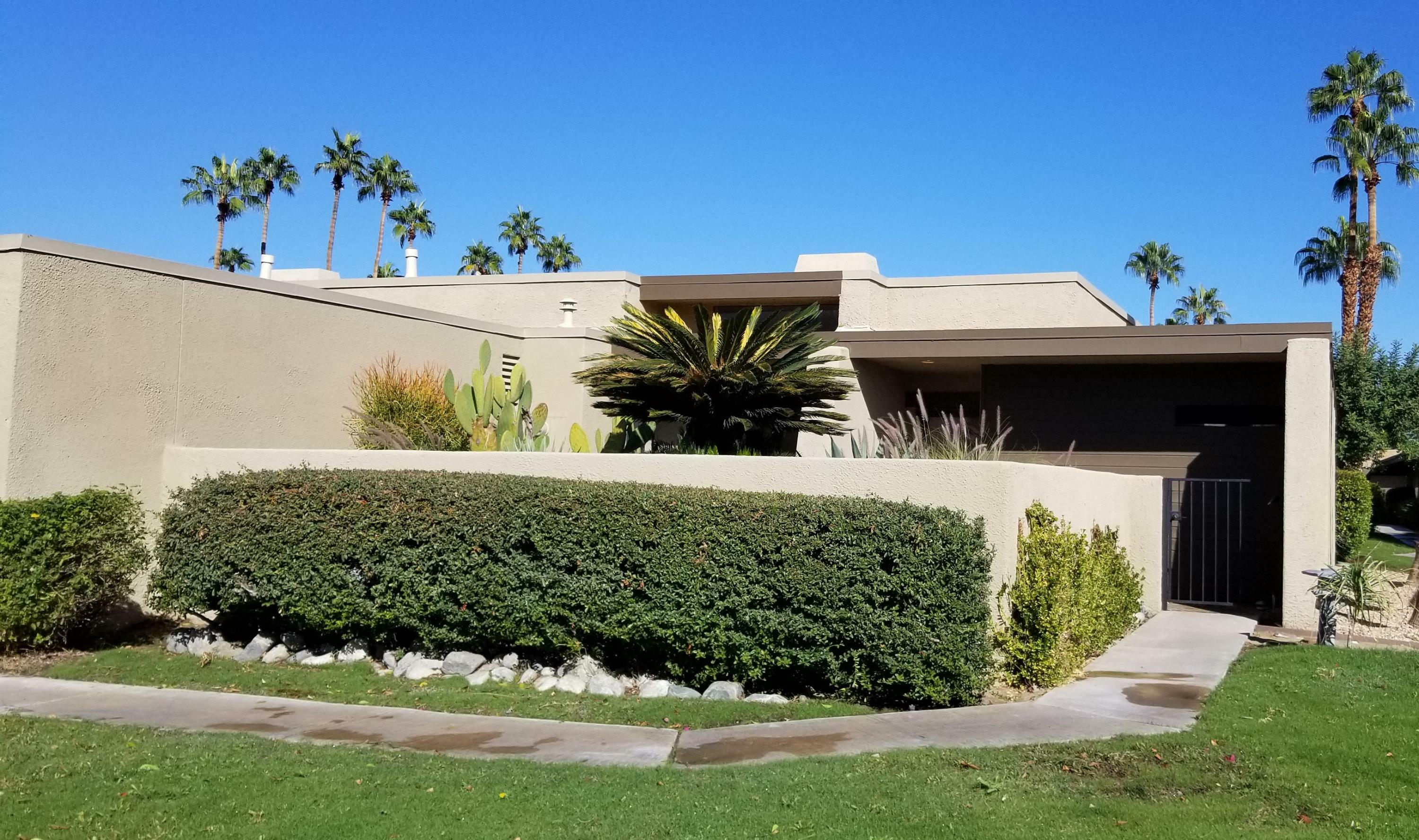 Property Photo:  1336 Tiffany Circle S  CA 92262 