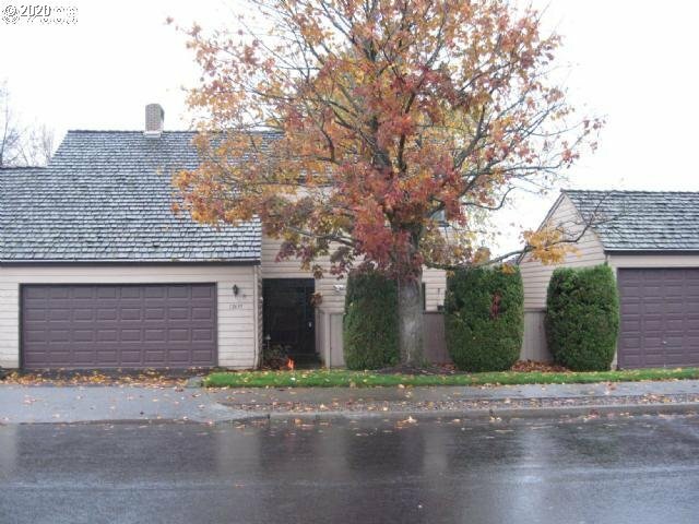 Property Photo: 12635 NE Shaver St OR 97230