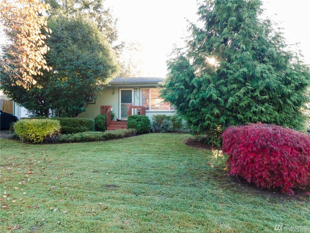 Property Photo:  374 Lakeside Dr  WA 98284 