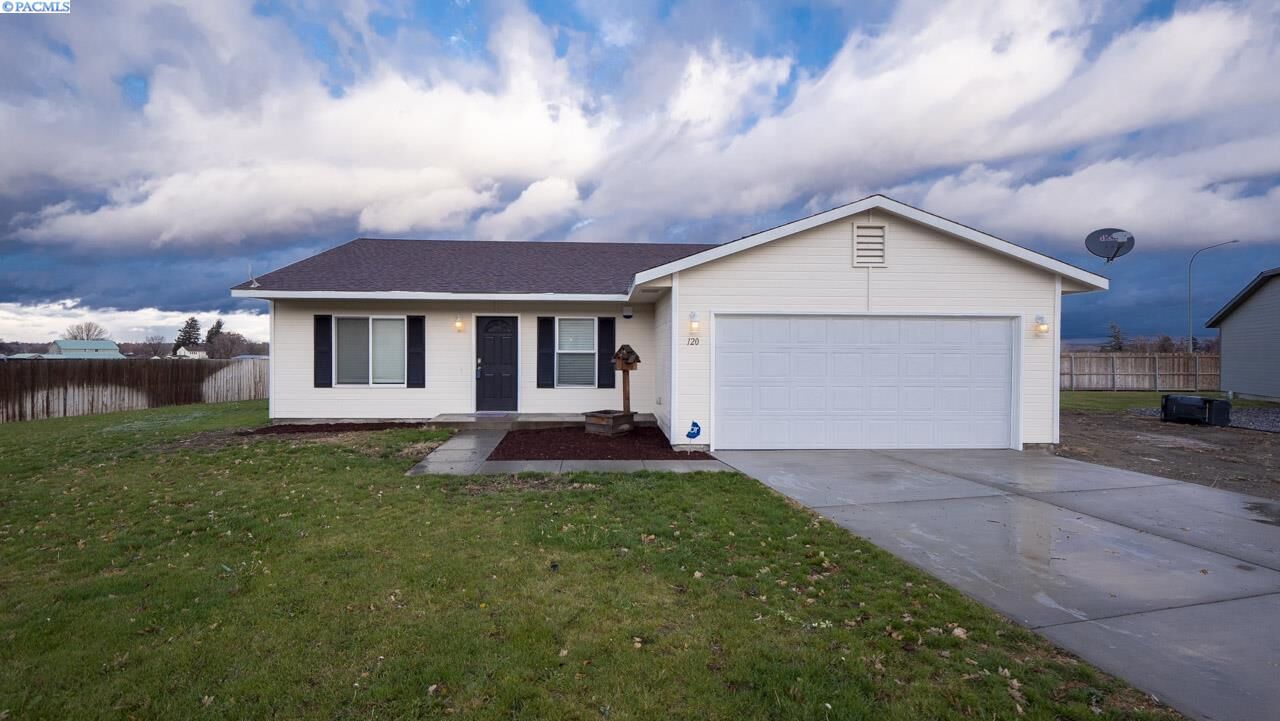 Property Photo: 120 SW Malibu WA 99350