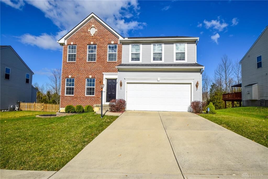Property Photo: 5525 Sagewood Drive OH 45342