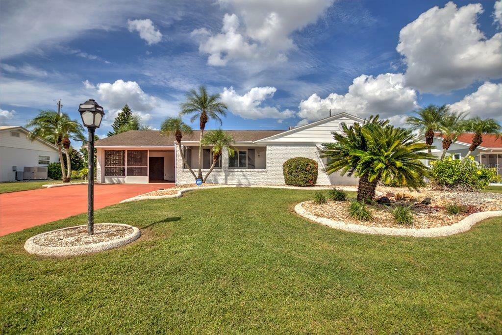 Property Photo:  1513 Belle Glade Avenue  FL 33573 