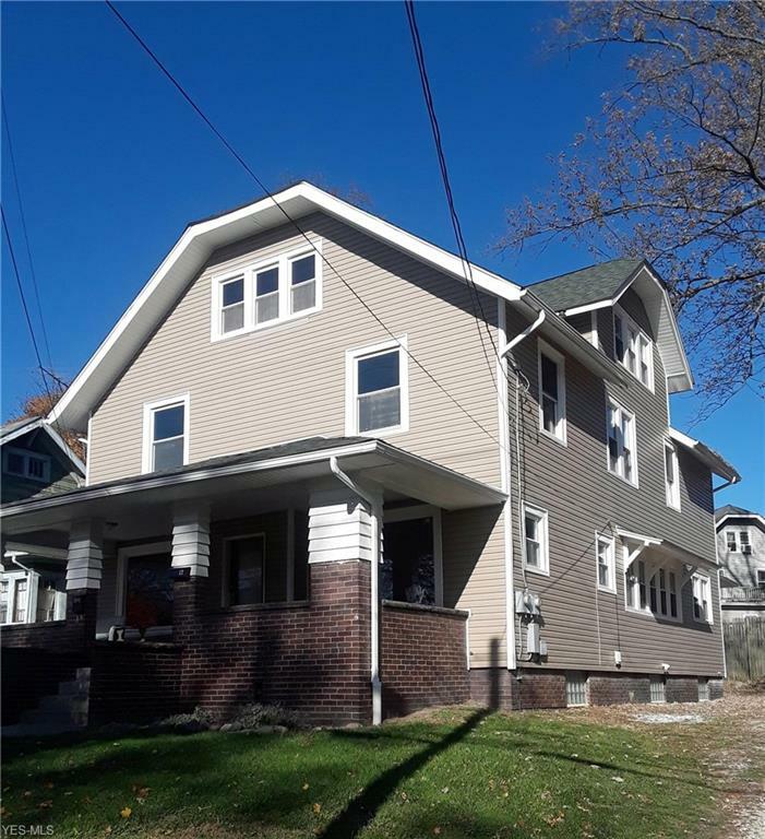 Property Photo: 981 W Exchange Street OH 44302