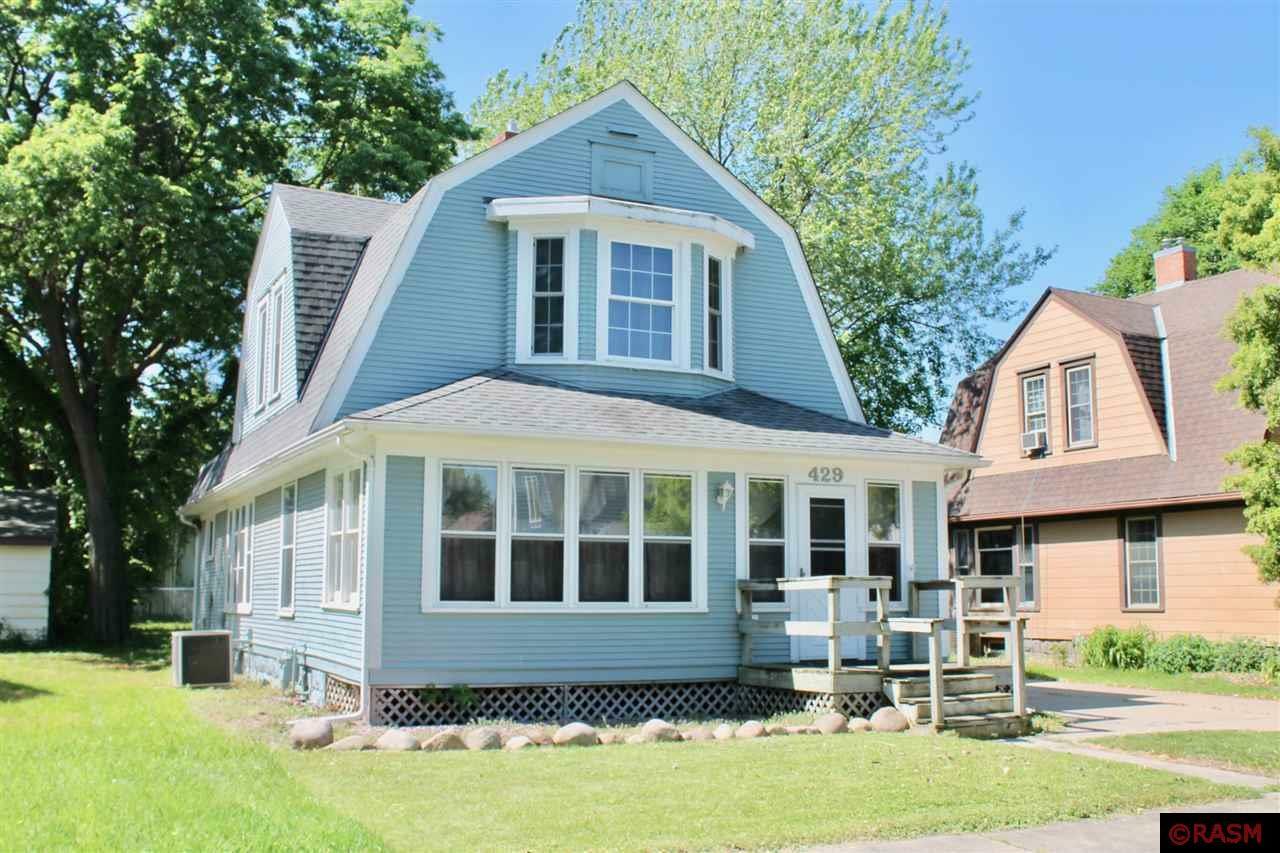 Property Photo:  429 South Avenue  MN 56003 