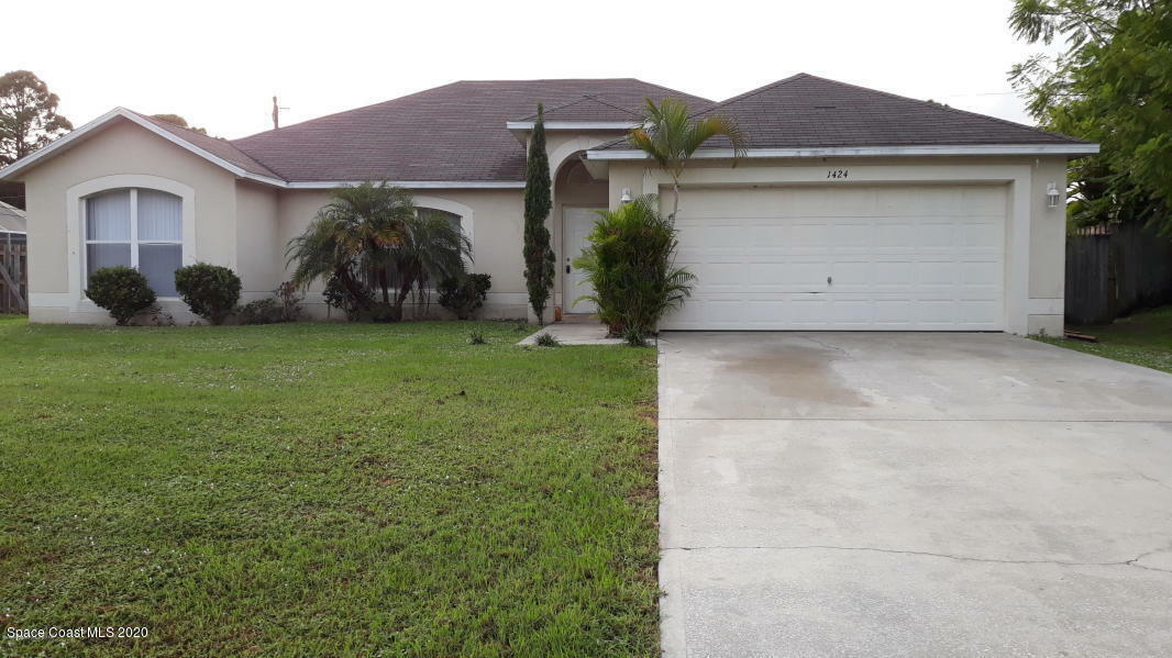 Property Photo:  1424 Glendale Avenue NW  FL 32907 