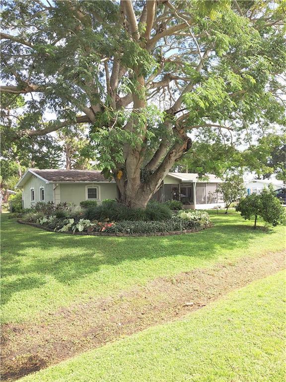 Property Photo:  613 24th Avenue SW  FL 33570 