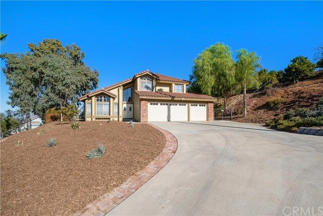 Property Photo:  16500 Brightridge Lane  CA 92503 