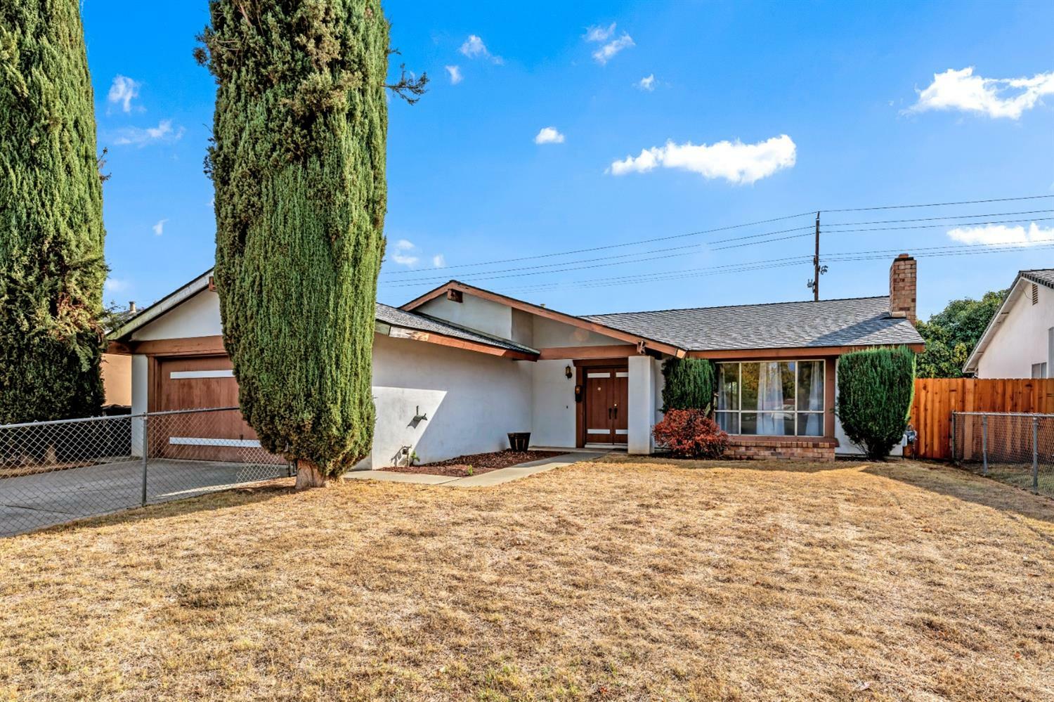 Property Photo:  2879 Londonderry Drive  CA 95827 