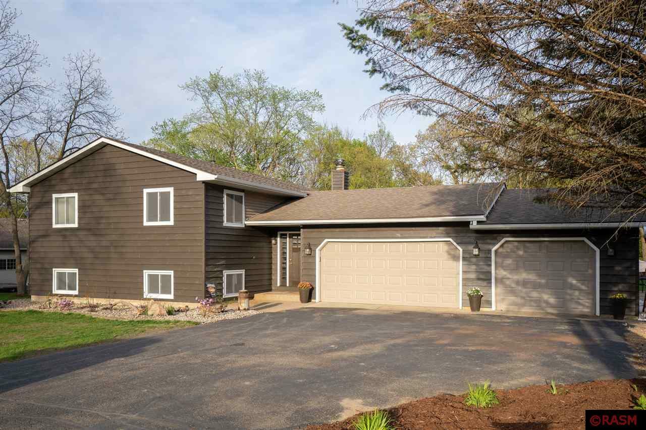 Property Photo: 226 Mapleridge Drive MN 56001