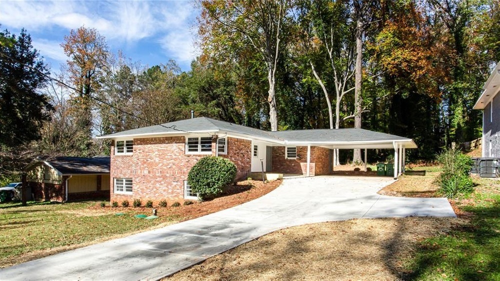 Property Photo:  3688 Rockbridge Road  GA 30083-4043 