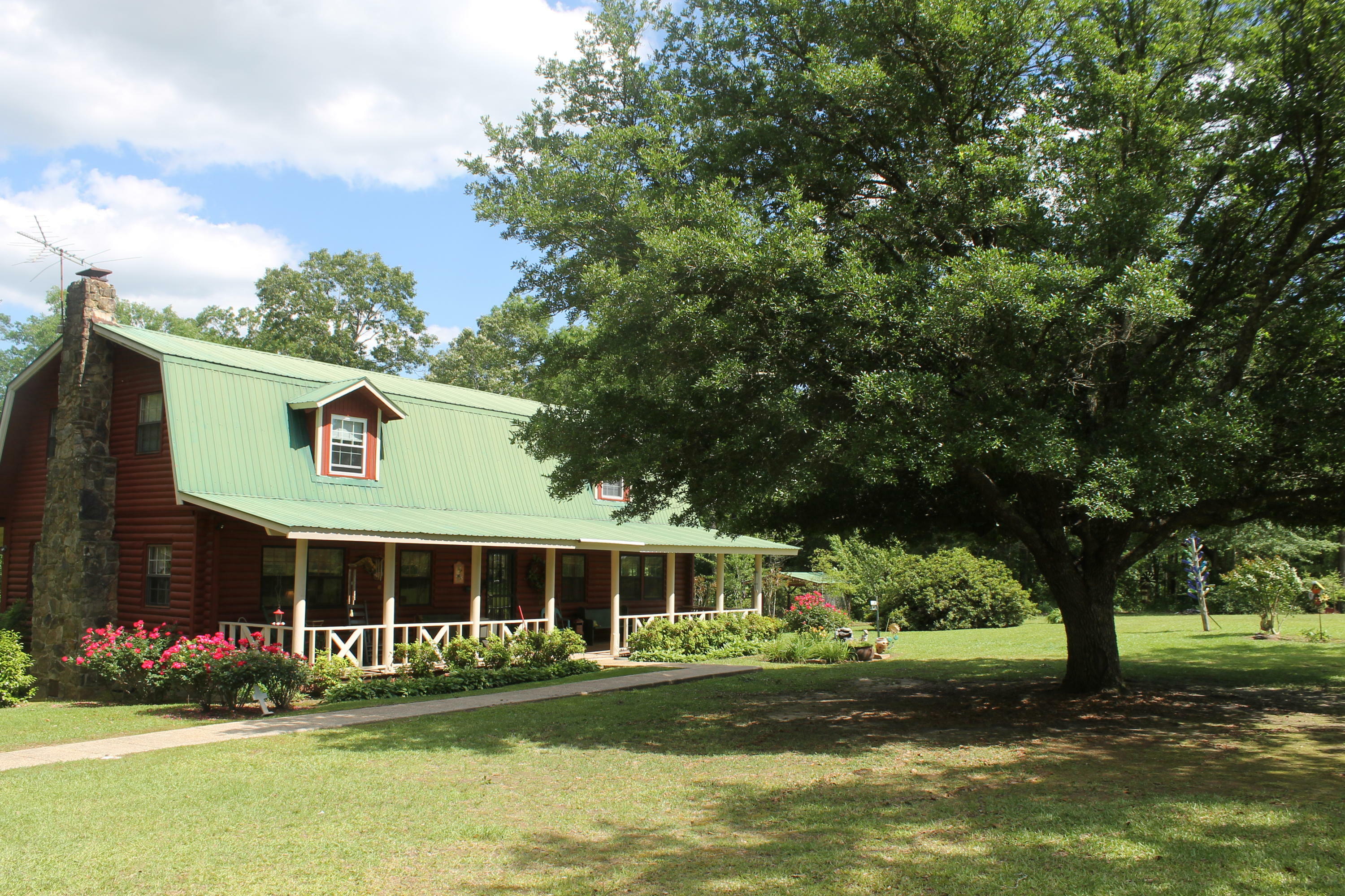 Property Photo:  1330 Honnoll Mill Road  MS 39740 