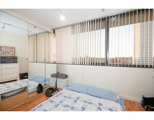 Property Photo:  70 Southbridge Street 807  MA 01608 