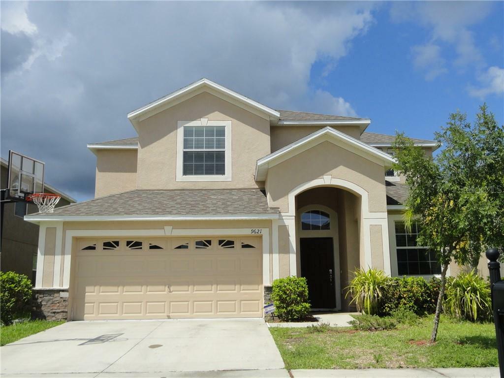 Property Photo:  9621 Royal Fern Court  FL 33647 