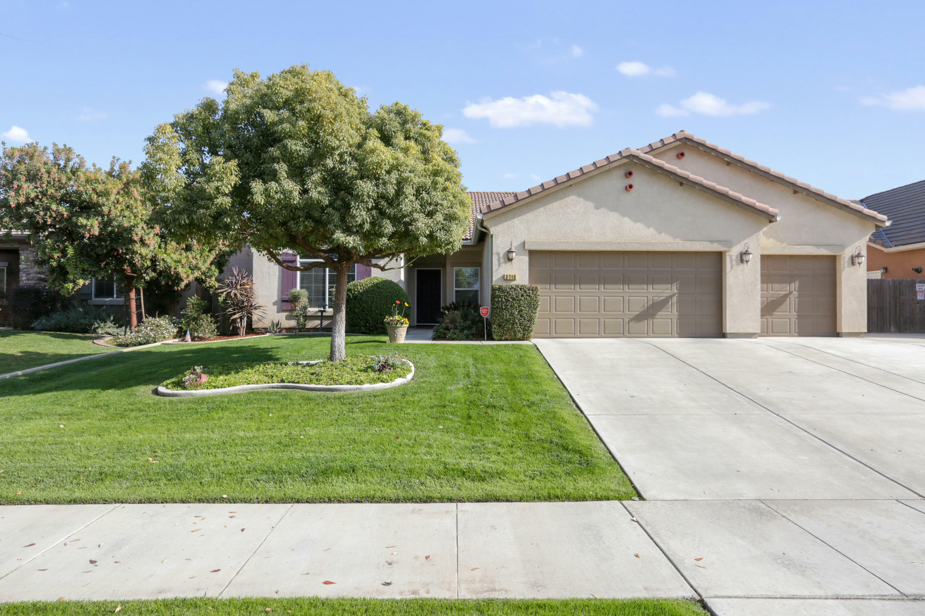 Property Photo:  3710 N Sallee Street  CA 93291 