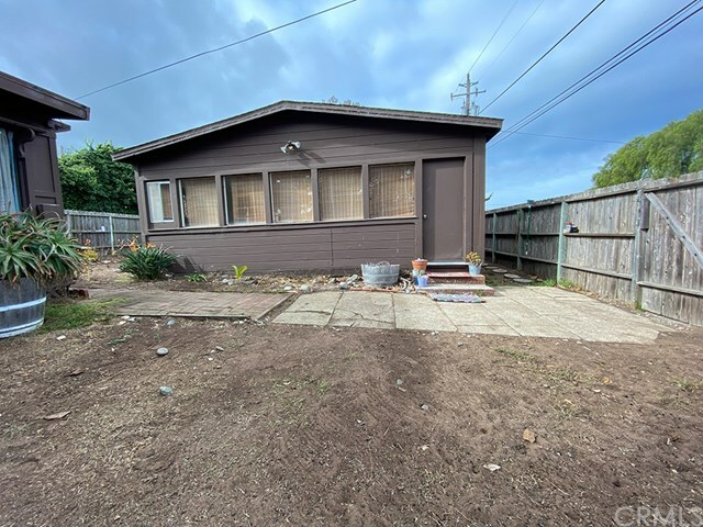 Property Photo:  2005 10th Street  CA 93402 