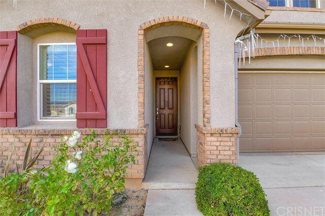 Property Photo: 29011 Sterling Lane CA 91354