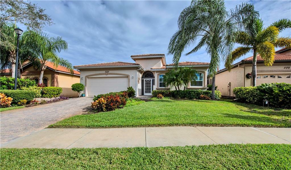 Property Photo: 232 Rio Terra FL 34285