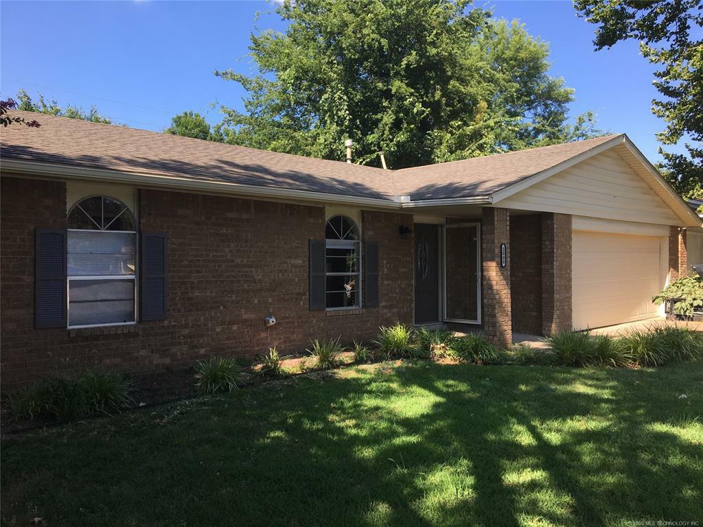 Property Photo:  2000 W Pittsburg Place S  OK 74012 