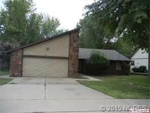 Property Photo:  6905 S Ash Place  OK 74011 