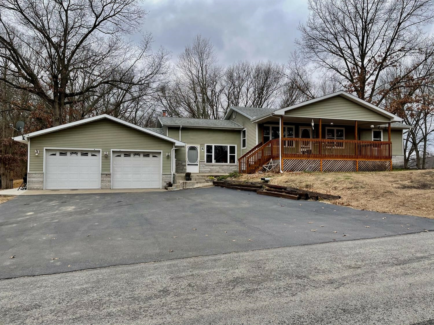 Property Photo: 6395 S 300 IN 46366