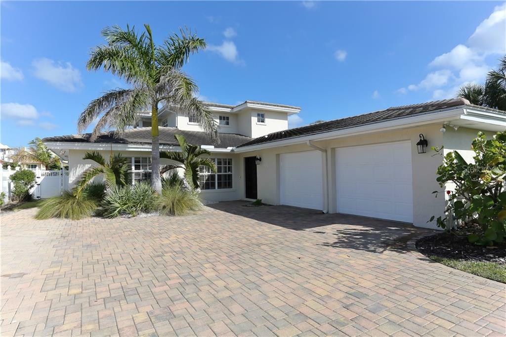 Property Photo:  178 Bayside Drive  FL 33767 