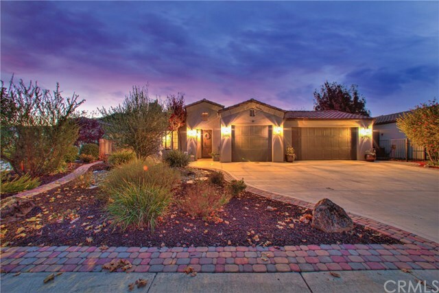 Property Photo:  923 Salida Del Sol Drive  CA 93446 