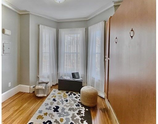 Property Photo:  26 Pinckney Street 26-1  MA 02145