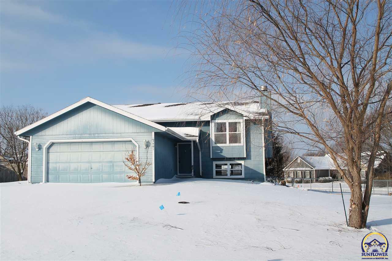 Property Photo:  3401 SE Skylark Dr  KS 66605 