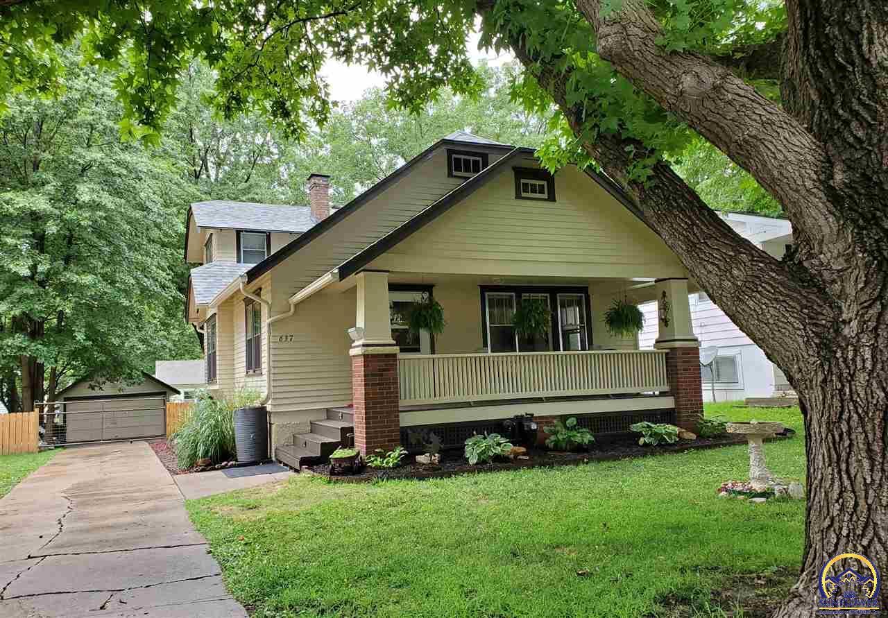 Property Photo: 637 SW Grandview Ave KS 66606