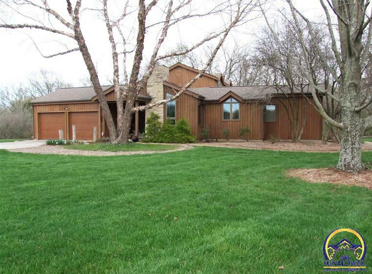 Property Photo:  7746 SW 37th St  KS 66614 