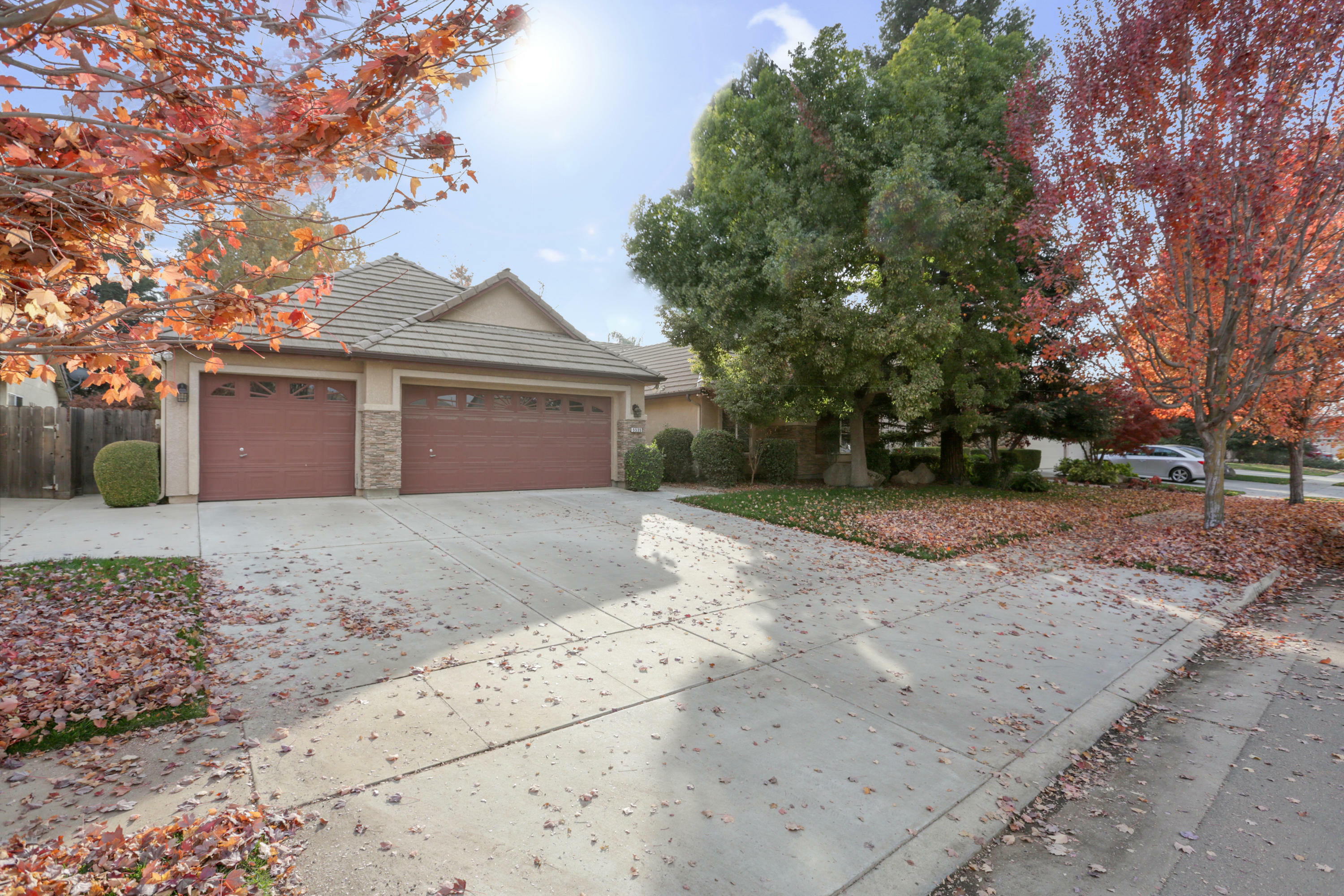 Property Photo:  5535 W Wren Avenue  CA 93291 