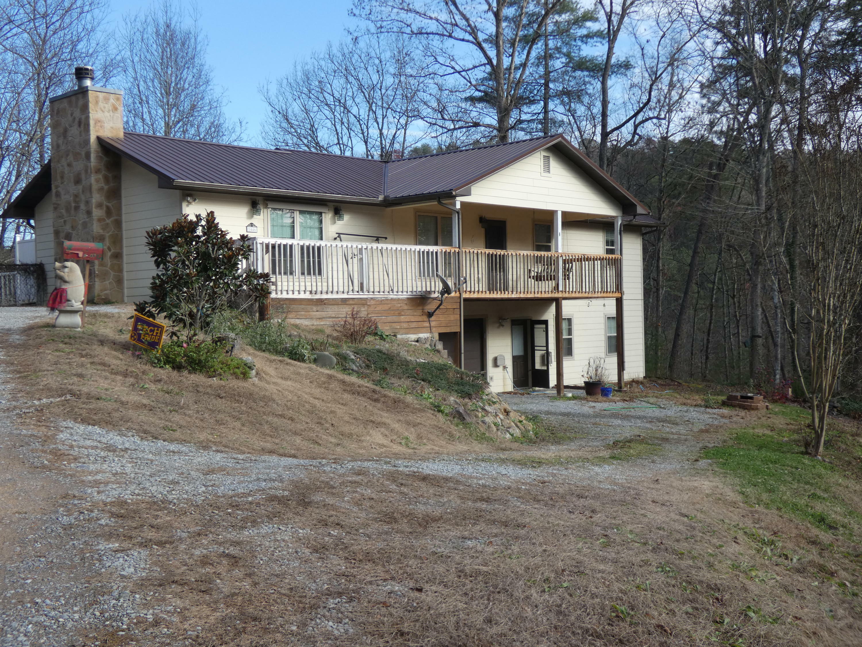 Property Photo: 1446 Benton Way TN 37876
